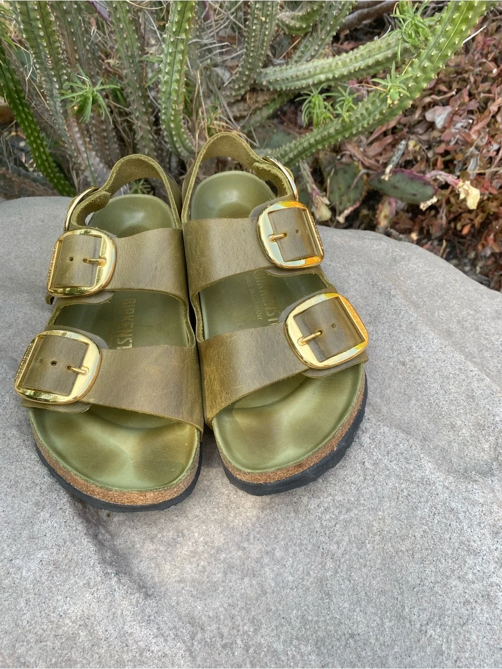 Birkenstock Milano Big Buckle Olive Green Oiled Leather Exquisite